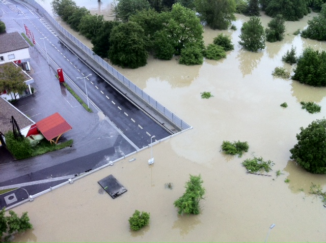 Machlanddamm Hochwasser Juni 2013